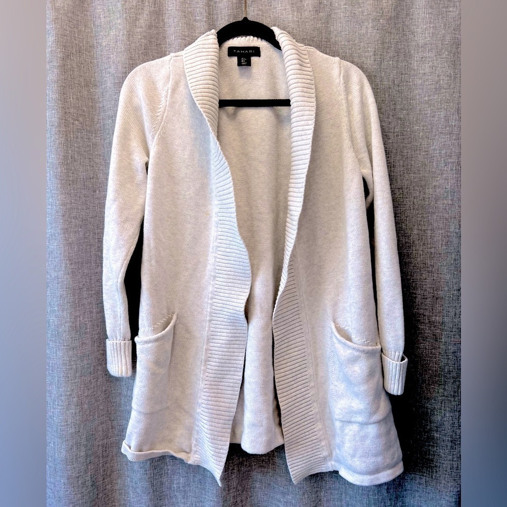 Women's Tahari cardigan large